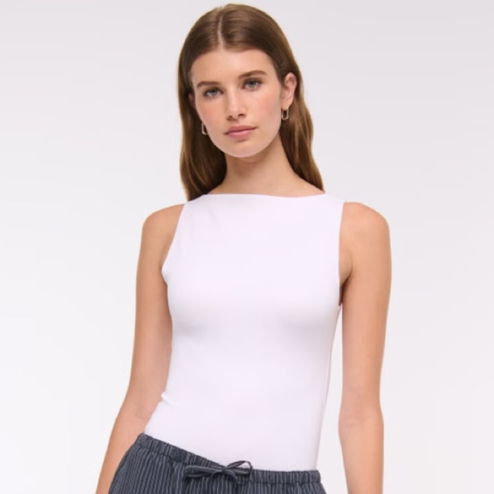 Abercrombie Sculpt Butter soft Matte Seamless Slash Scoop-Back Bodysuit NWT